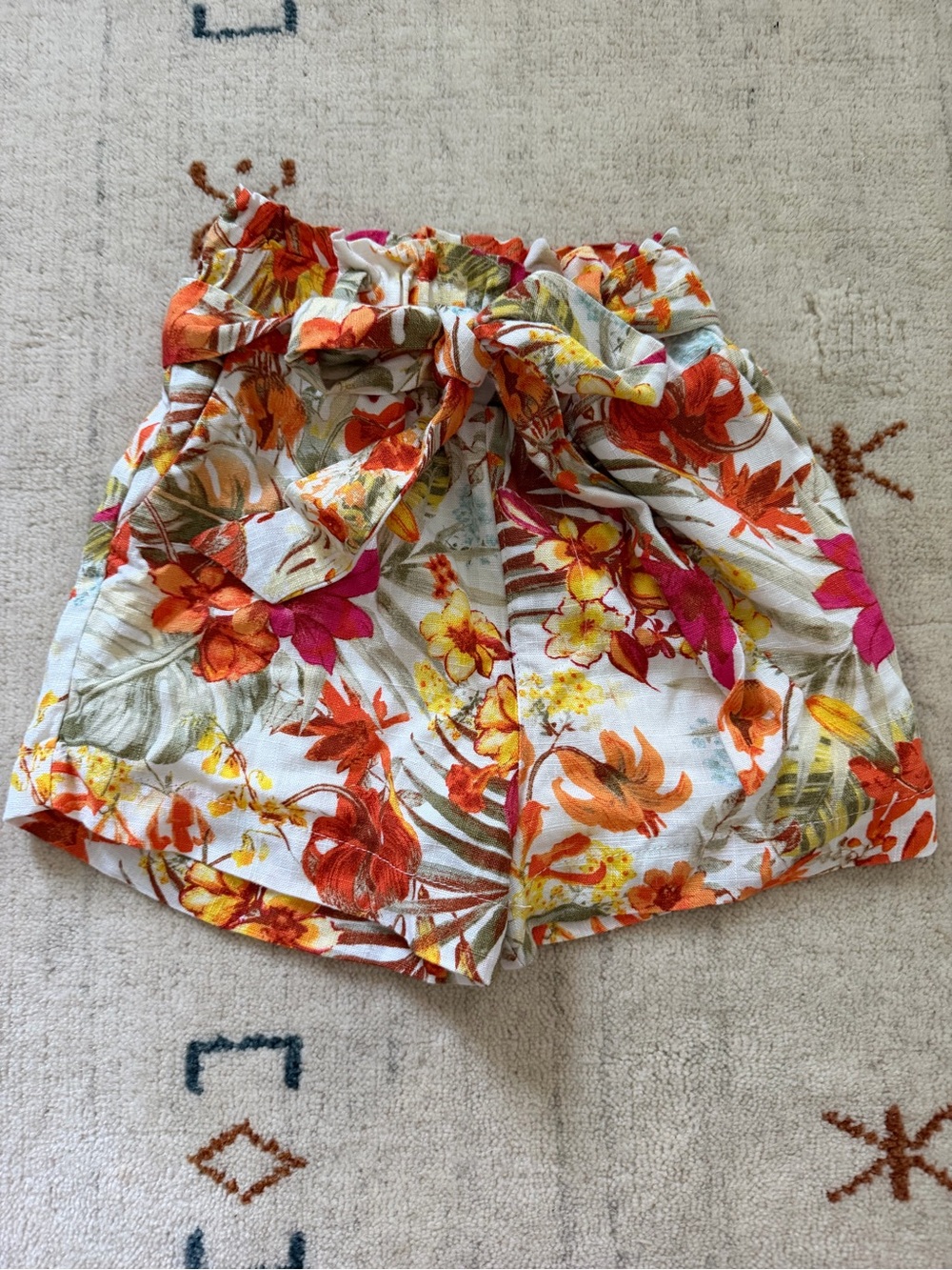 Chelsea & Violet girls floral print shorts size 4
